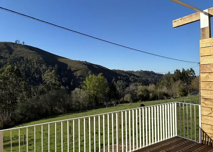 Casa De Aldea Escuelas De Linares, 18 *