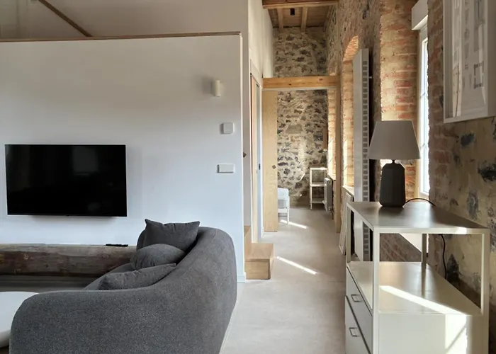 Casa De Aldea Escuelas De Linares, 18 Сasa de vacaciones *