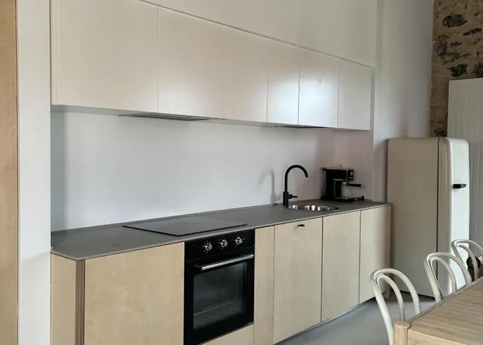 Casa De Aldea Escuelas De Linares, 18 * Linares (Asturias)