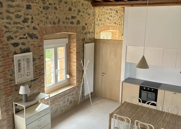 Сasa de vacaciones Casa De Aldea Escuelas De Linares, 18 Linares (Asturias)