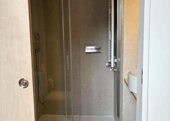 Сasa de vacaciones Casa De Aldea Escuelas De Linares, 18 Linares (Asturias)