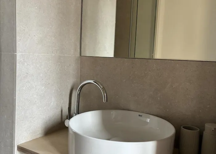 Сasa de vacaciones Casa De Aldea Escuelas De Linares, 18 *